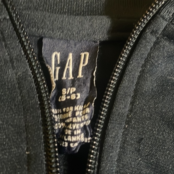 Gap Girls Track Jacket size s/p 5-6 pre owned - Picture 3 of 3